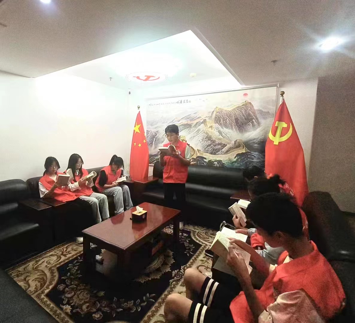 2023.10.1【学习百年党史 汲取奋进力量】（23N-3Nd-91Z-44C）2.jpg