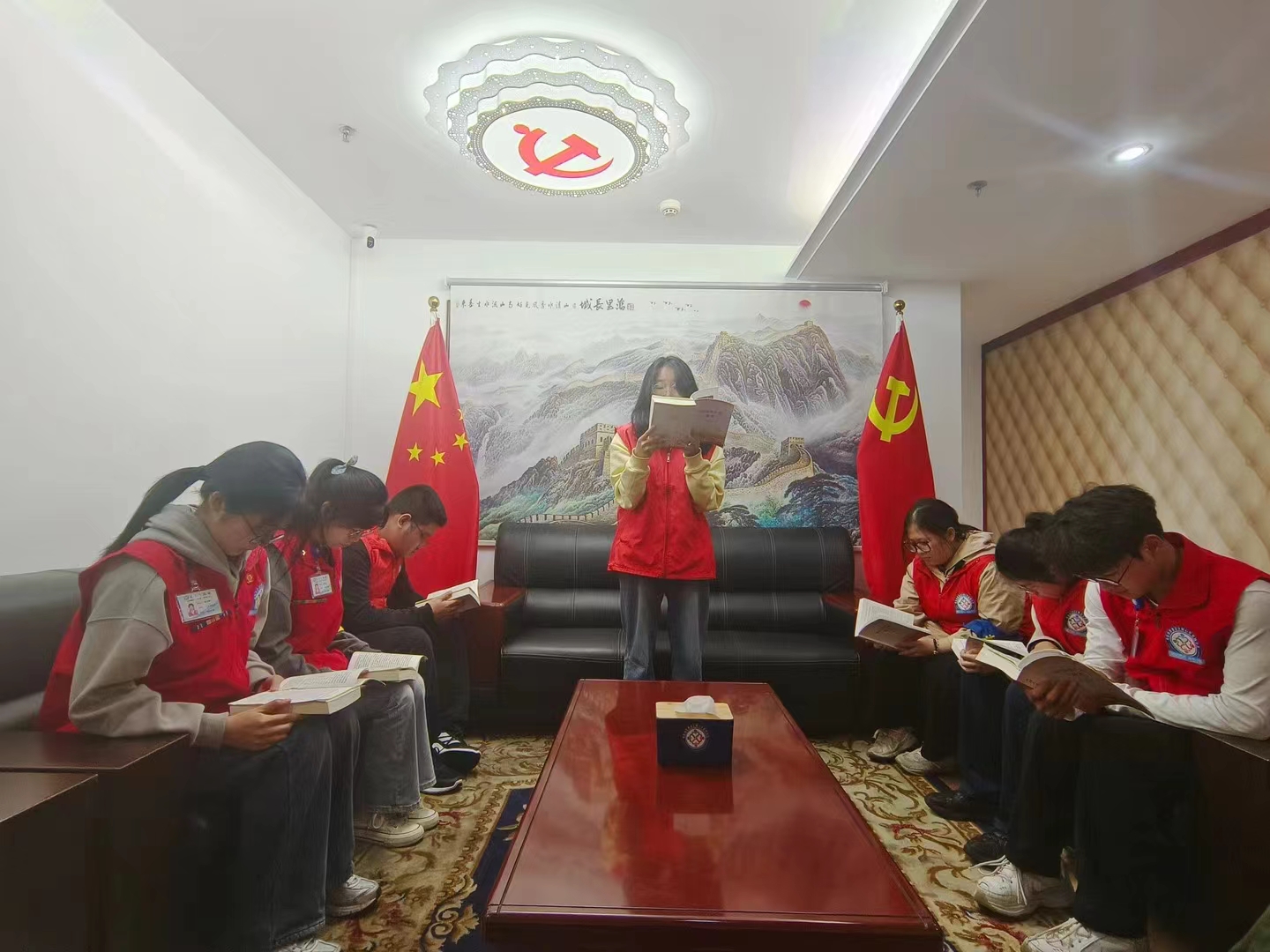 1722482272853669.jpg 【学习百年党史 汲取奋进力量】(24N-4Nd-162Z-35C) (3).jpg